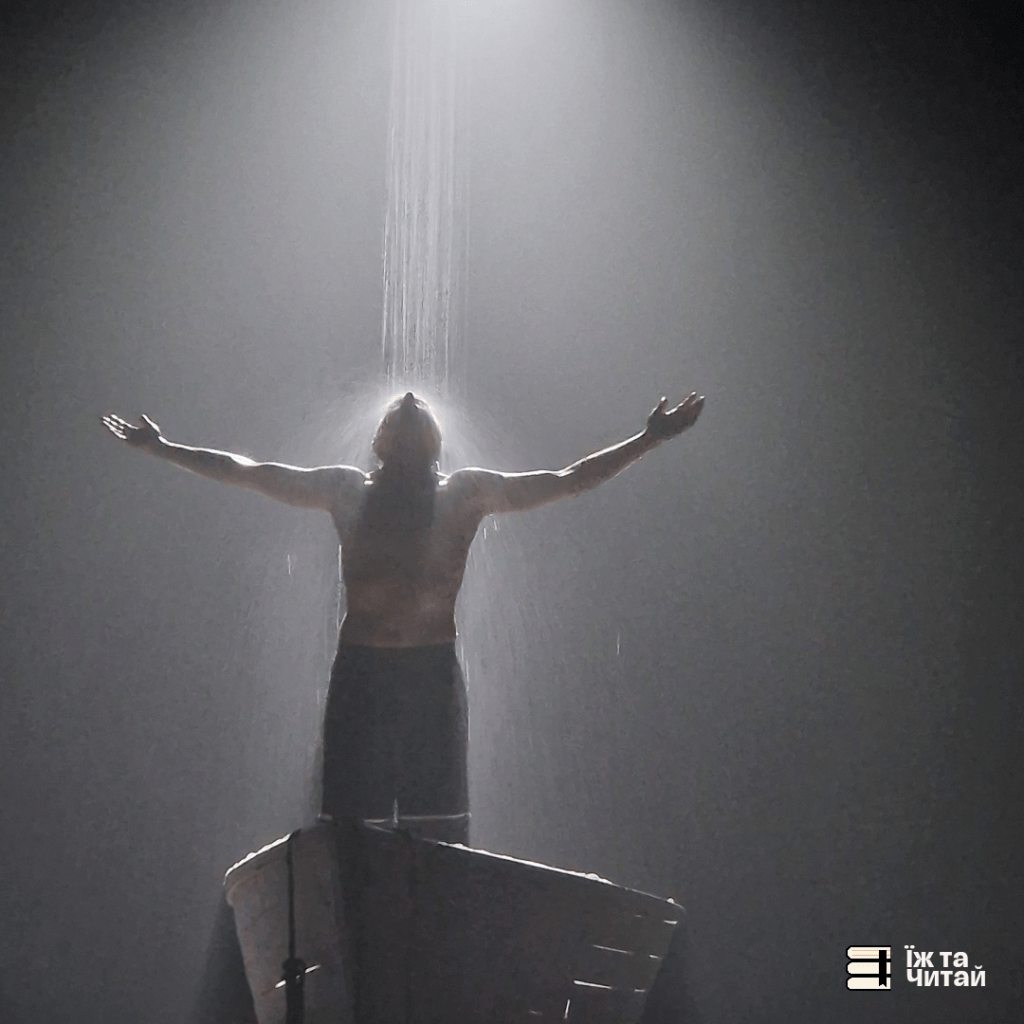 Відгук на пластичну виставу «1984. Occupation» Львівського театру ім. Марії&nbsp;Заньковецької